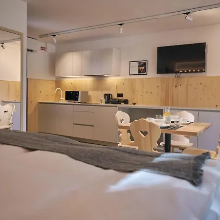 Hotel Triangel Boutique 4*