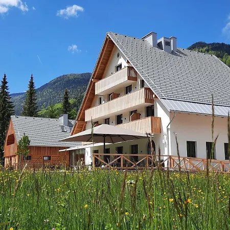 Triangel Boutique 4*