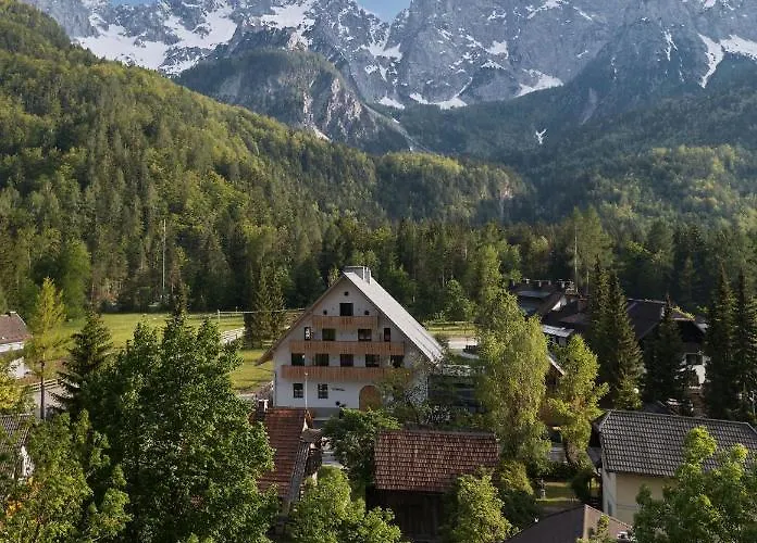 Hotel Triangel Boutique 4*