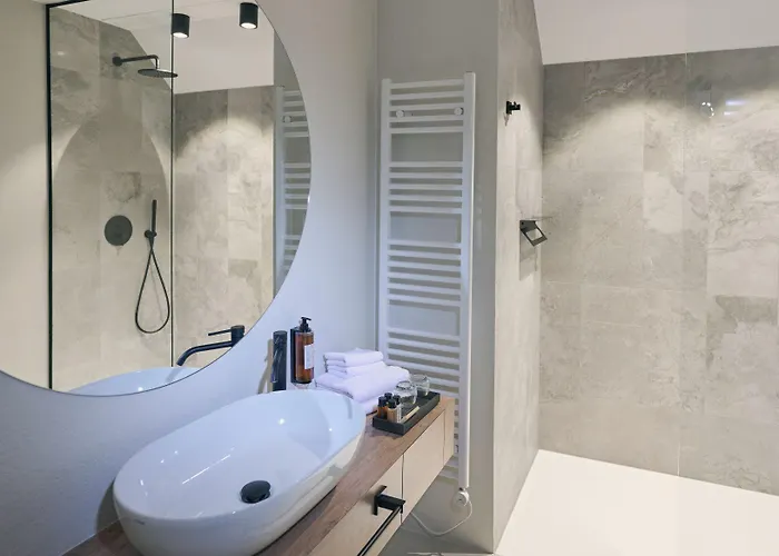 Triangel Boutique 4*