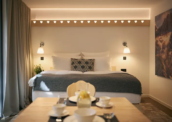 Triangel Boutique Hotel 4*